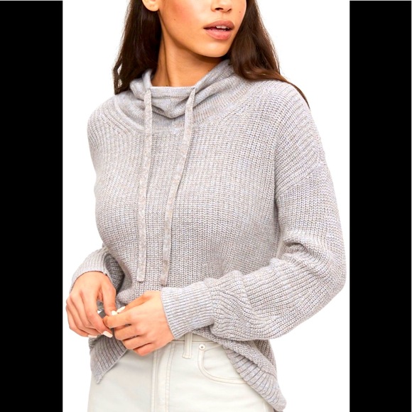 GAP Sweaters - ❤️ EUC Gap Funnel Neck Shaker Hoodie - SIZE SMALL